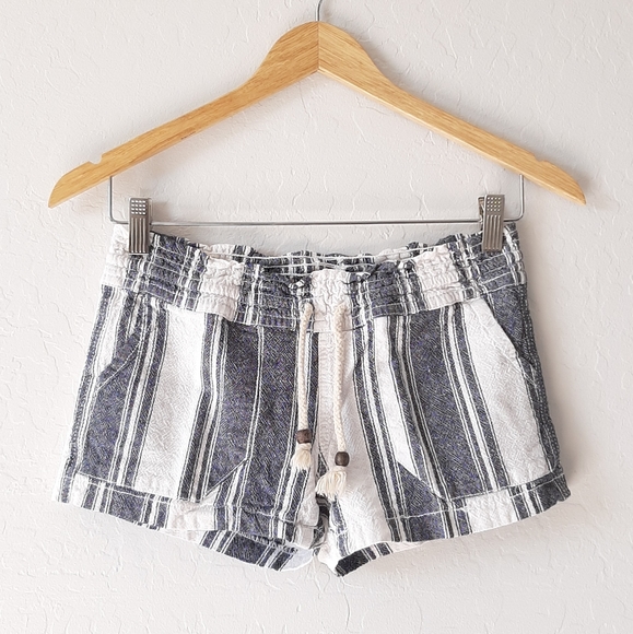 Kiss & Cry Pants - KISS CRY Black White Stripe Linen Cotton Shorts S